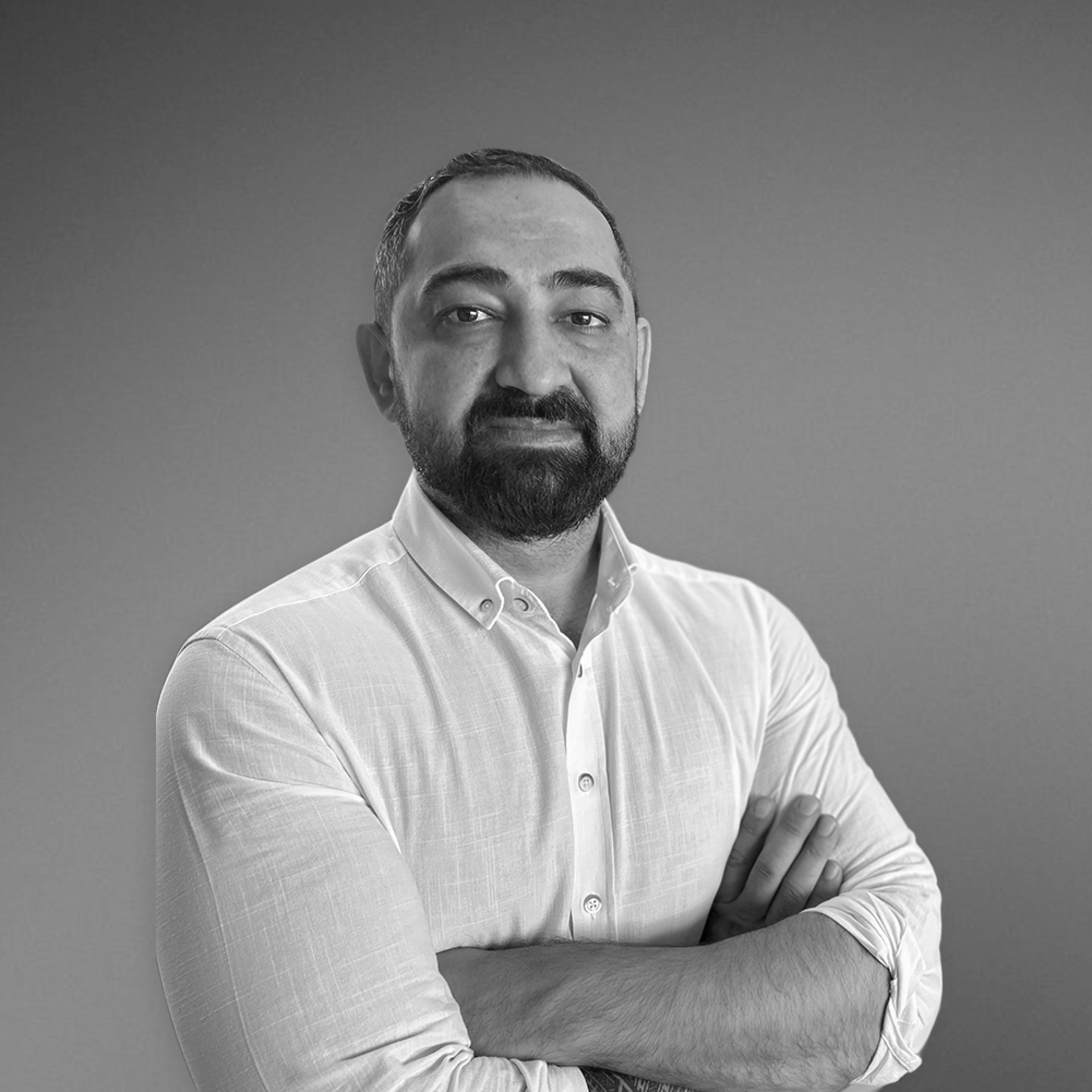 Portrætfoto af Yama Sadat