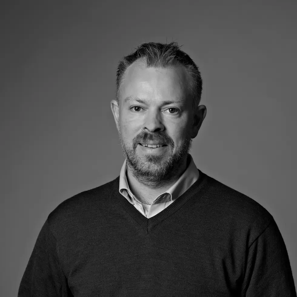 Carl Eric Blach Overgaard, seniorkonsulent